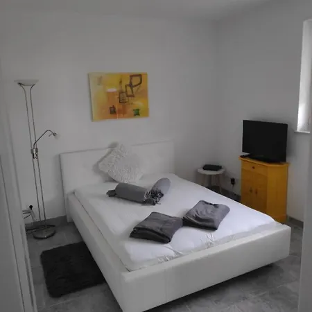 Ferienhaus Sarah Bungalow Zum Wohlfühlen Сasa de vacaciones Vinningen